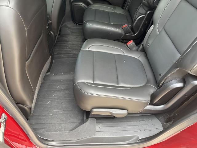 2023 GMC Acadia FWD SLT