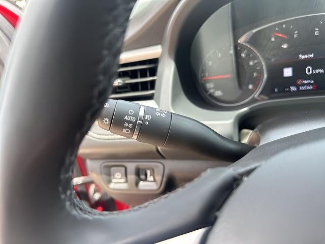 2023 GMC Acadia FWD SLT