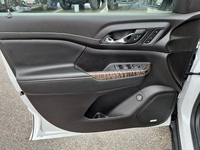 2022 GMC Acadia FWD Denali
