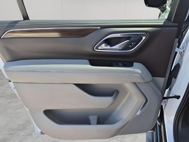 2022 GMC Yukon XL 2WD 4dr SLE