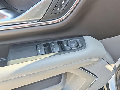 2022 GMC Yukon XL 2WD 4dr SLE