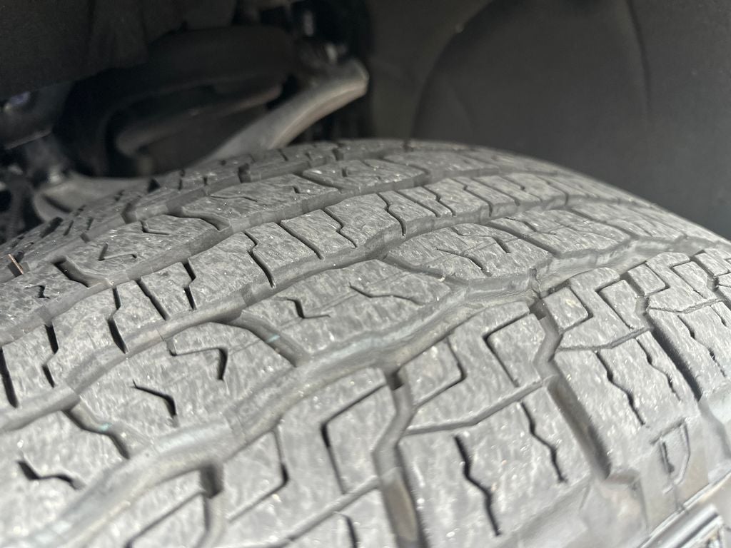 2025 GMC Yukon 4WD 4dr AT4