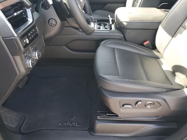 2025 GMC Yukon 4WD 4dr Denali