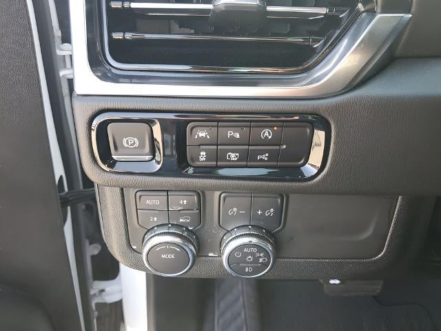 2025 GMC Yukon 4WD 4dr Denali