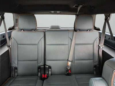 2025 GMC Yukon XL 4WD 4dr AT4