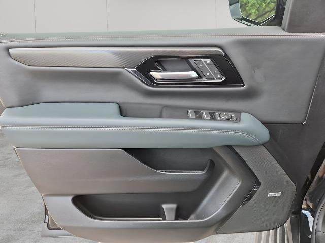 2025 GMC Yukon XL 4WD 4dr AT4