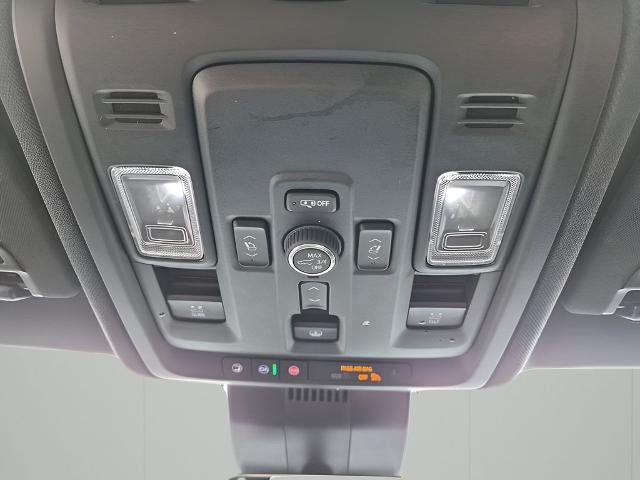 2025 GMC Yukon XL 4WD 4dr AT4