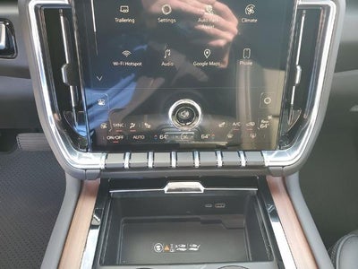 2025 GMC Yukon XL 4WD 4dr Denali