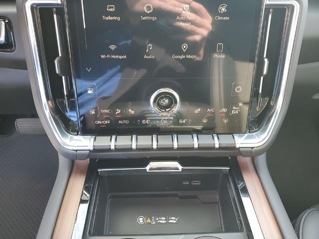 2025 GMC Yukon XL 4WD 4dr Denali