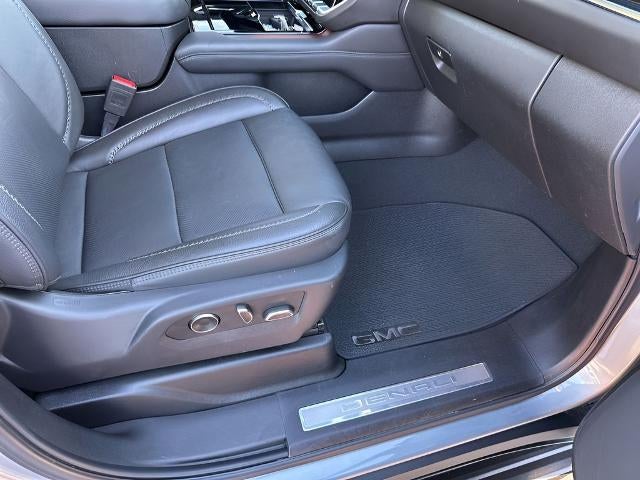 2025 GMC Yukon XL 4WD 4dr Denali