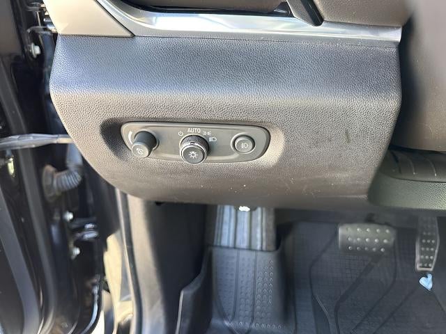 2019 Chevrolet Traverse FWD 2LT