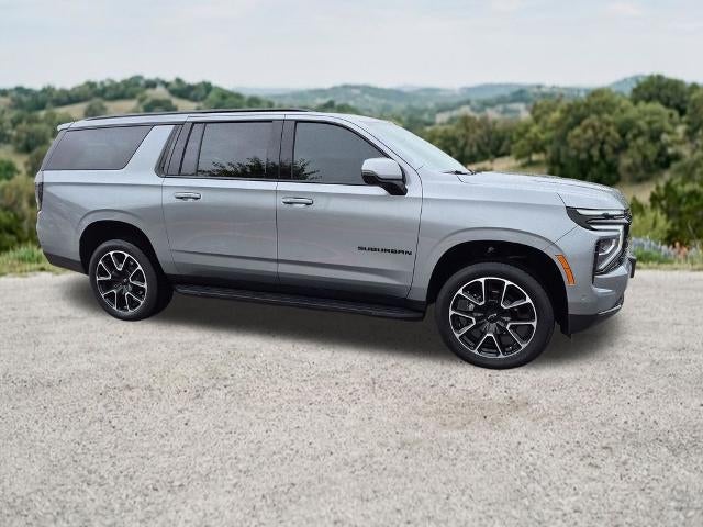 2025 Chevrolet Suburban 4WD RST