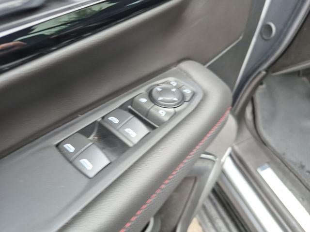 2025 Chevrolet Suburban 4WD RST