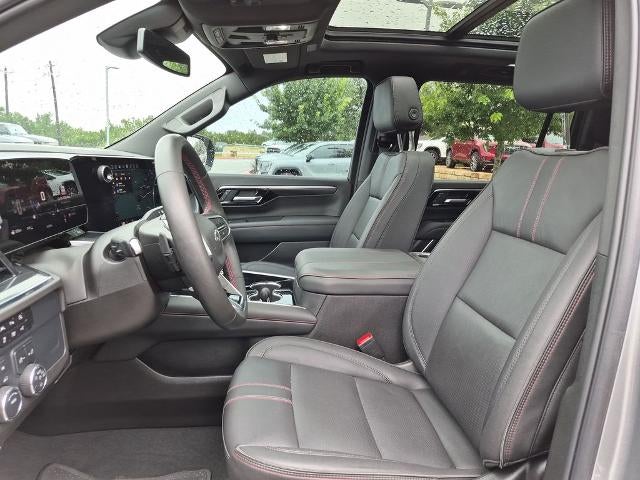 2025 Chevrolet Suburban 4WD RST