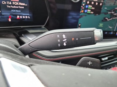 2025 Chevrolet Suburban 4WD RST