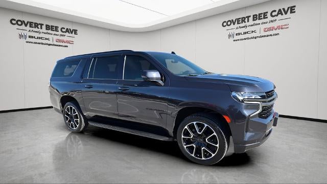 2022 Chevrolet Suburban 2WD RST