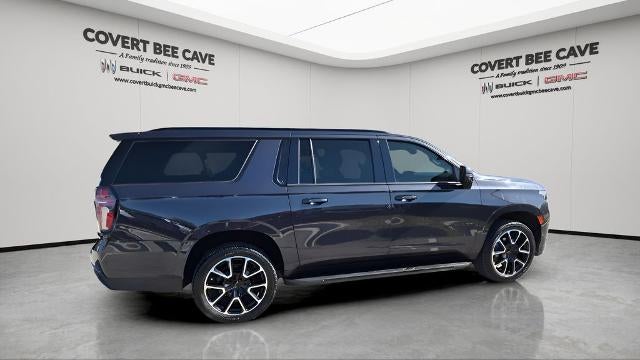 2022 Chevrolet Suburban 2WD RST