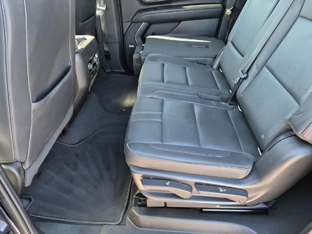 2022 Chevrolet Suburban 2WD RST