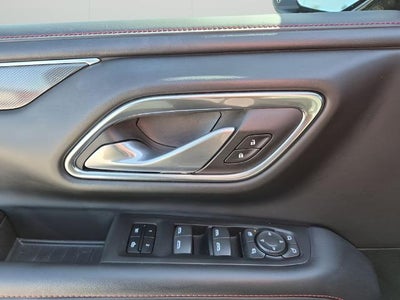 2022 Chevrolet Suburban 2WD RST