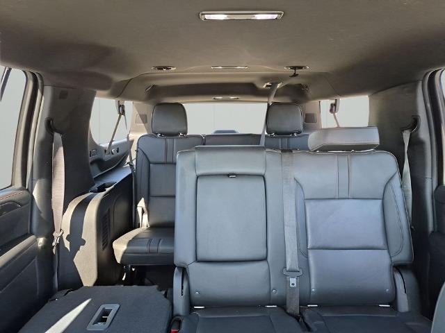 2022 Chevrolet Suburban 2WD RST