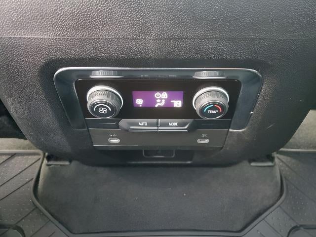 2023 Chevrolet Suburban 2WD RST