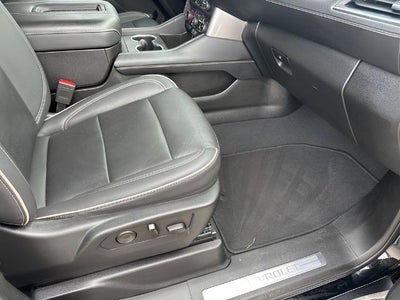 2023 Chevrolet Suburban 2WD Premier