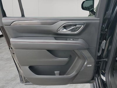 2022 Chevrolet Suburban 4WD RST