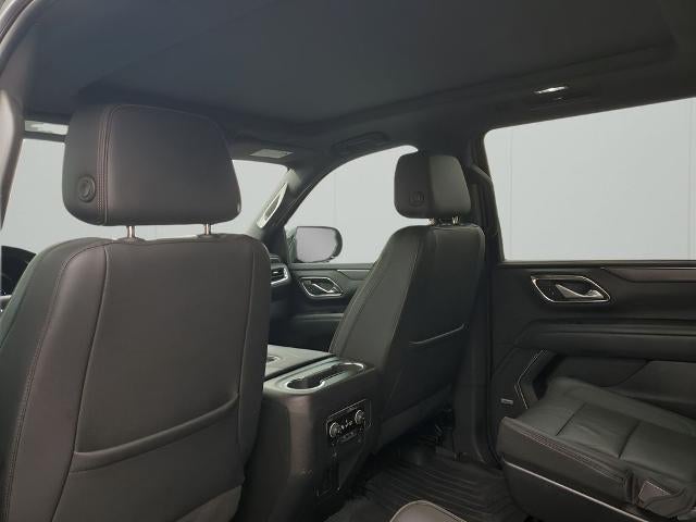 2022 Chevrolet Suburban 4WD RST