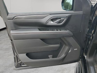 2022 Chevrolet Suburban 4WD RST