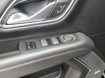 2022 Chevrolet Suburban 4WD RST