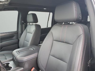 2022 Chevrolet Suburban 4WD RST