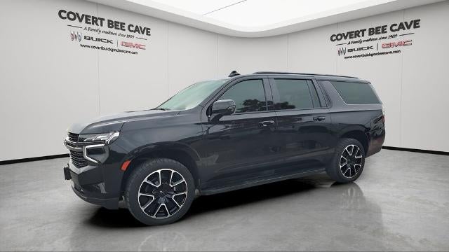 2022 Chevrolet Suburban 4WD RST