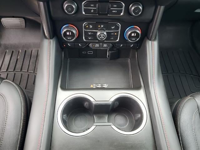 2022 Chevrolet Suburban 4WD RST