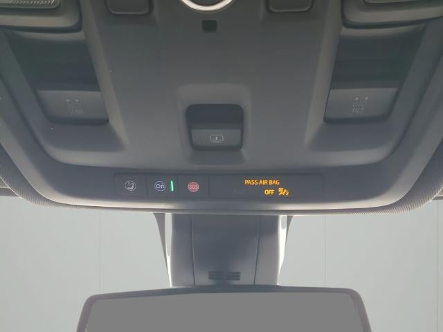 2022 Chevrolet Suburban 4WD RST