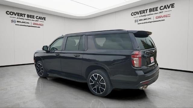 2022 Chevrolet Suburban 4WD RST