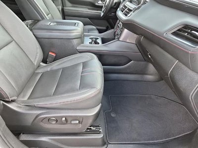 2023 Chevrolet Suburban 4WD RST