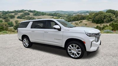 2023 Chevrolet Suburban 4WD High Country
