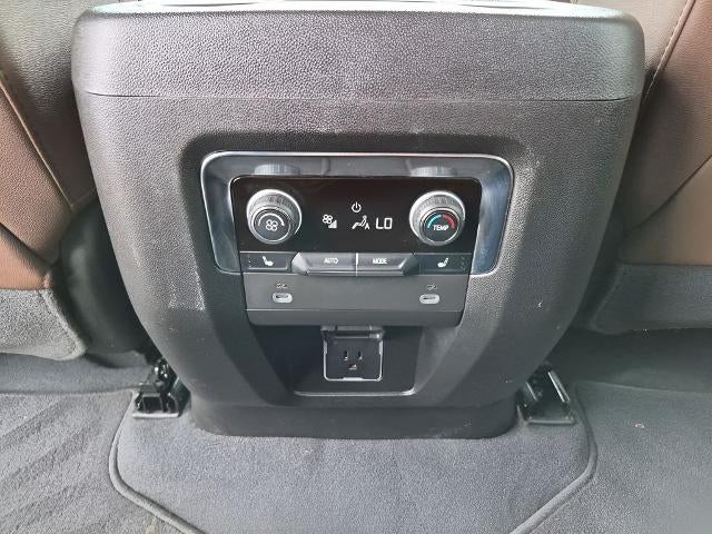 2023 Chevrolet Suburban 4WD High Country