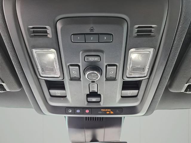 2023 Chevrolet Suburban 4WD High Country