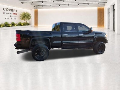 2016 GMC Sierra 2500 HD Crew Cab Standard Box 4-Wheel Drive Denali