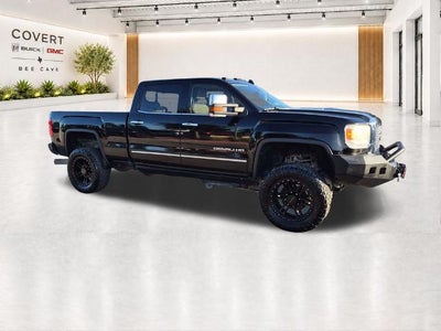 2016 GMC Sierra 2500 HD Crew Cab Standard Box 4-Wheel Drive Denali