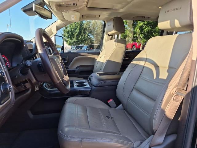 2016 GMC Sierra 2500 HD Crew Cab Standard Box 4-Wheel Drive Denali