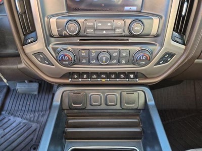 2016 GMC Sierra 2500 HD Crew Cab Standard Box 4-Wheel Drive Denali