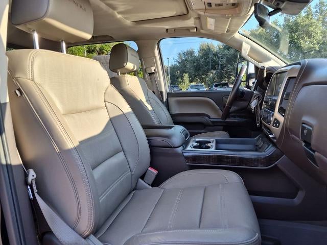 2016 GMC Sierra 2500 HD Crew Cab Standard Box 4-Wheel Drive Denali