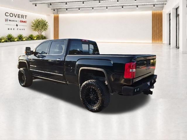2016 GMC Sierra 2500 HD Crew Cab Standard Box 4-Wheel Drive Denali