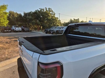 2026 GMC Sierra EV e4WD Crew Cab Standard Range Denali