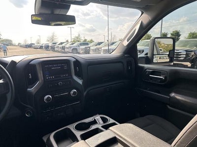 2024 GMC Sierra 2500 HD Crew Cab Long Box 4-Wheel Drive Pro