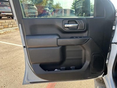 2024 GMC Sierra 2500 HD Crew Cab Long Box 4-Wheel Drive Pro