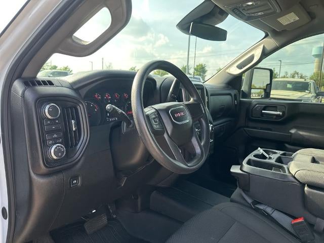 2024 GMC Sierra 2500 HD Crew Cab Long Box 4-Wheel Drive Pro