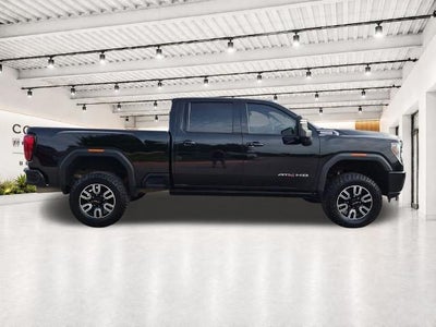 2022 GMC Sierra 2500 HD Crew Cab Standard Box 4-Wheel Drive AT4